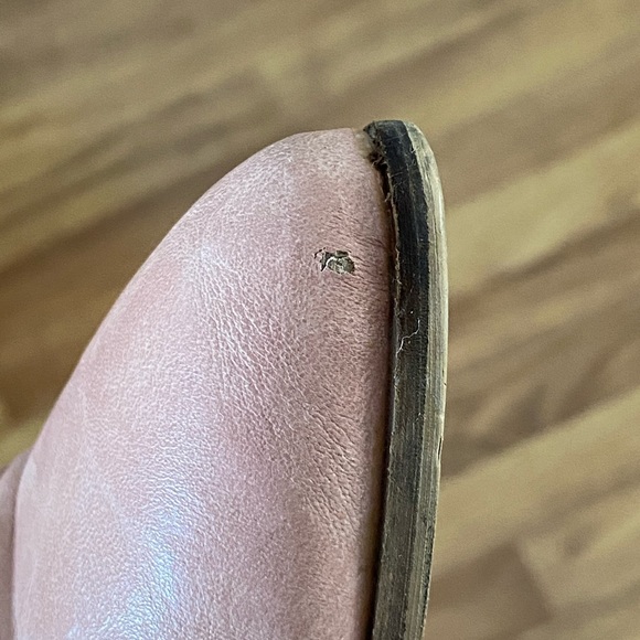 🧚‍♀️2/$35 Pink shoes - Picture 4 of 5